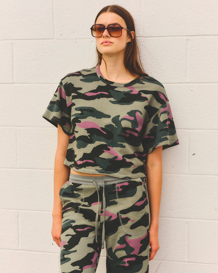 Sundry Cropped Sweatshirt Tee in Signature Green