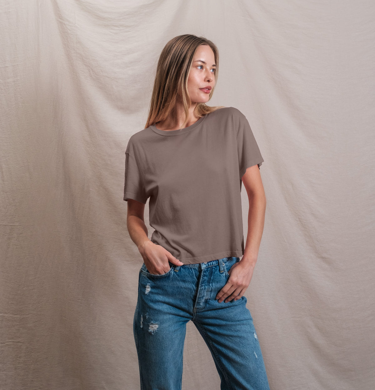 Sundry Butter Soft Boxy Crop in Latte