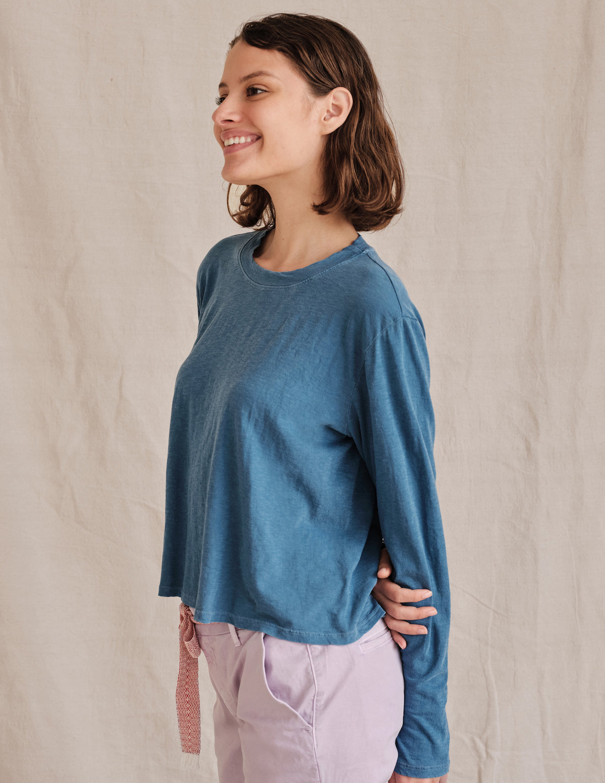 Sundry Long Sleeve Tee In Pigment Gulfstream-side