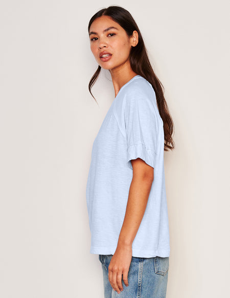 Sundry Boyfriend Tee in Chambray