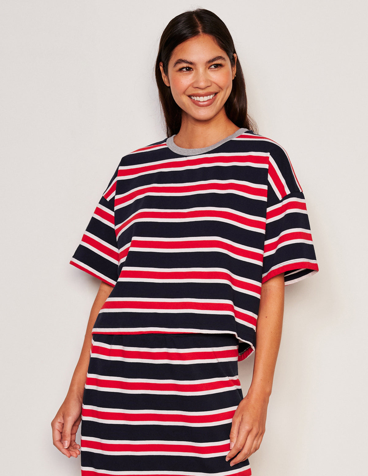 Sundry Crop Crew Neck Tee &amp; Midi Side Slit Skirt Set Redin Flare Red