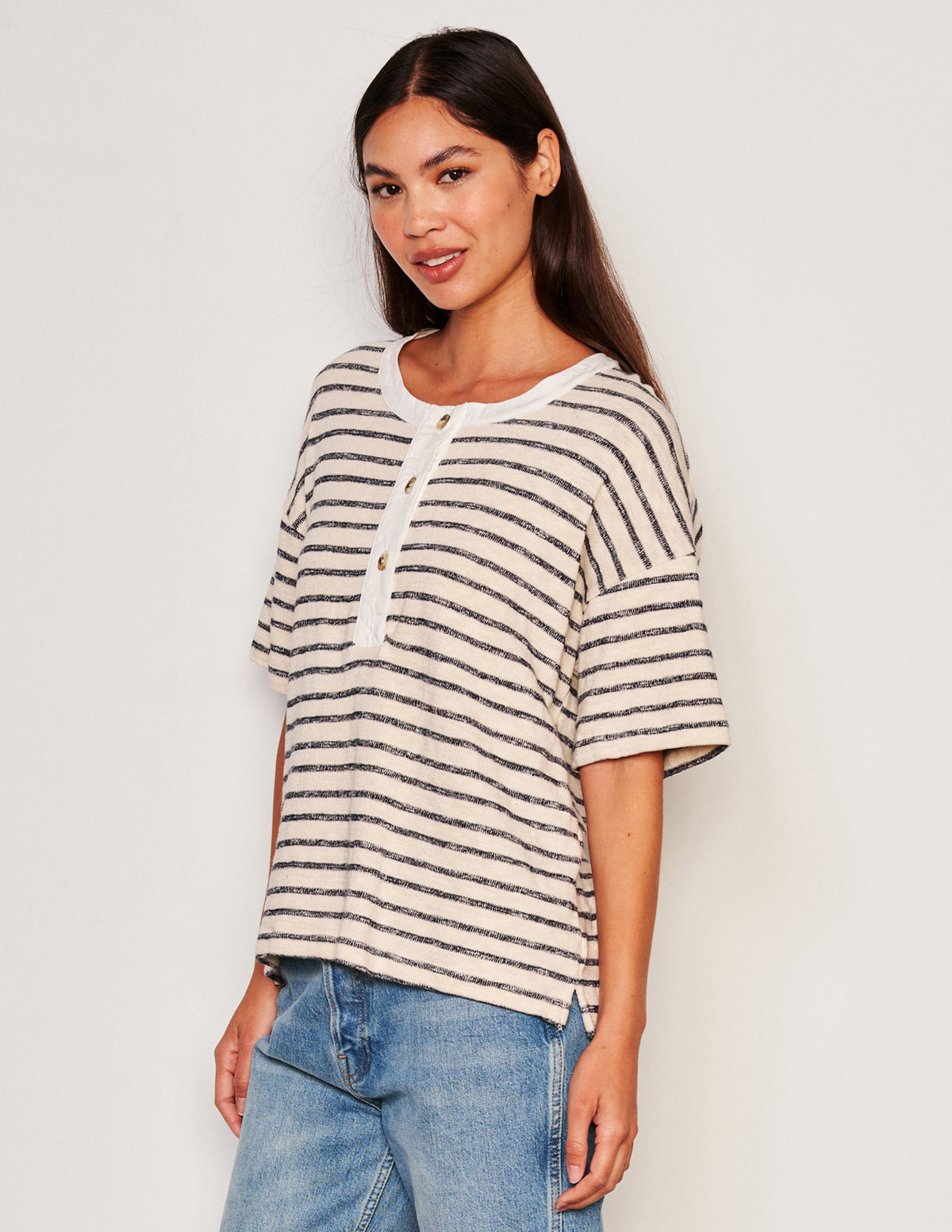 Sundry Short Sleeve Henley-3/4 side