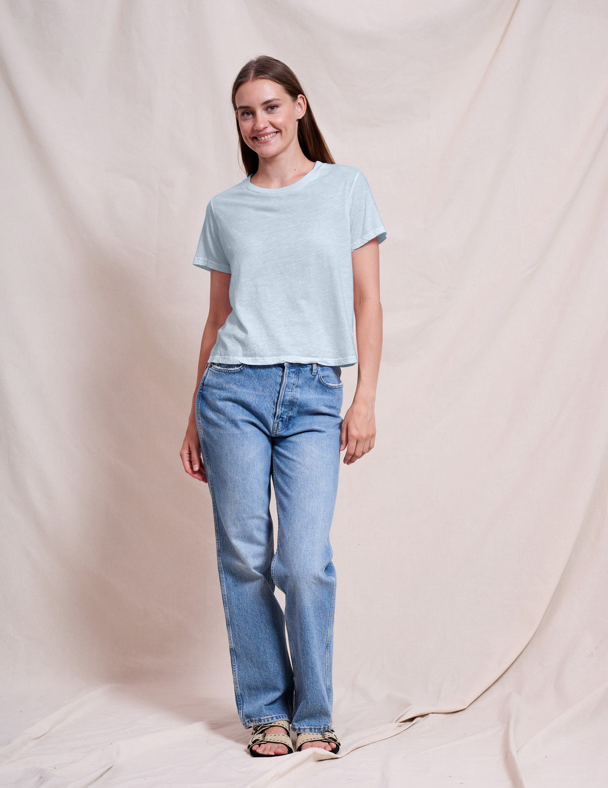 Sundry Crew Neck Tee in Blue Wash