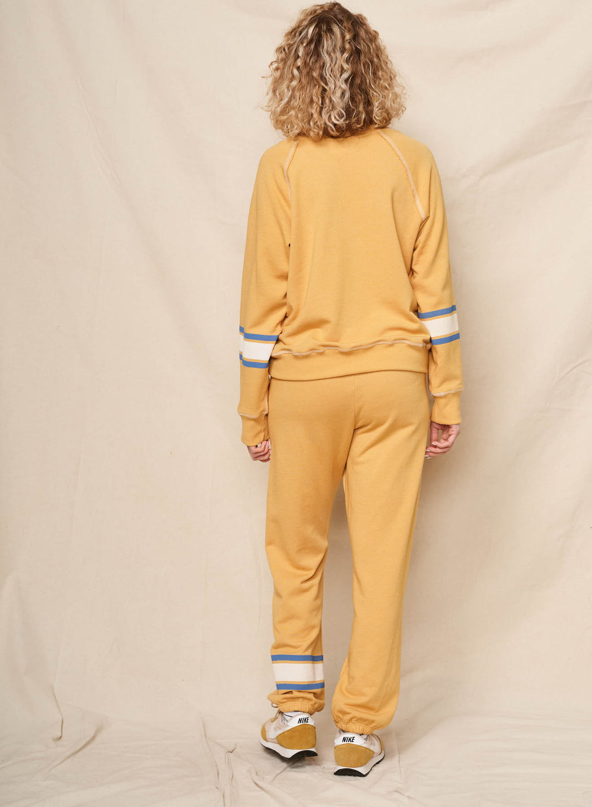 Sundry Daydream Raglan Sweatshirt in Daffodil