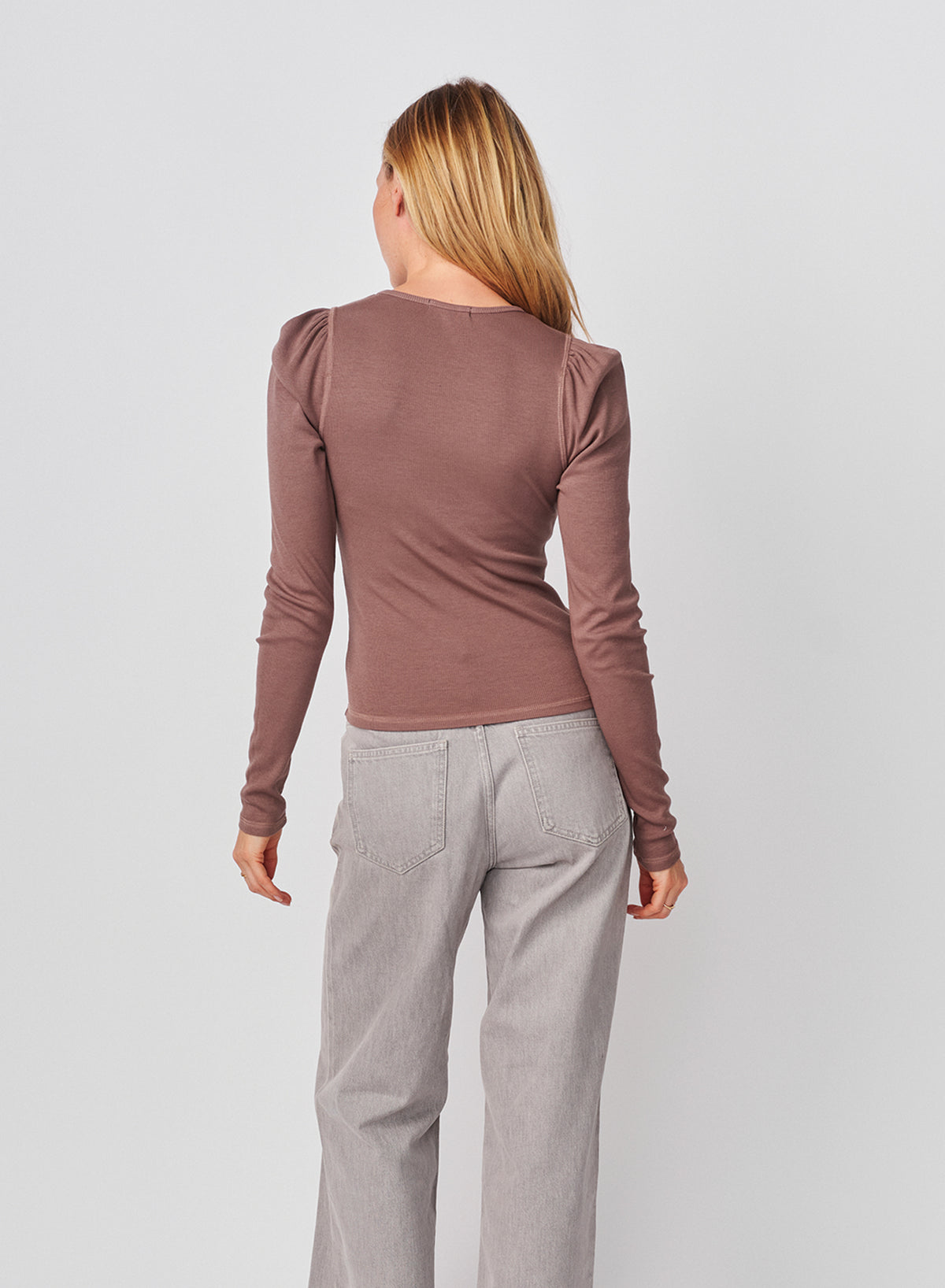 Sundry Puff Sleeve Top in Mushroom