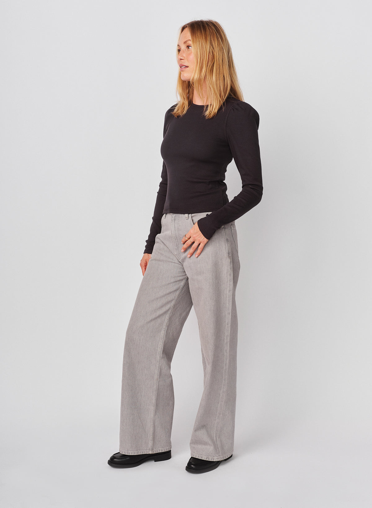 Sundry Puff Sleeve Top in Washed Black