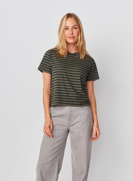 Sundry Short Sleeve Boxy Crew Tee in Signature Green