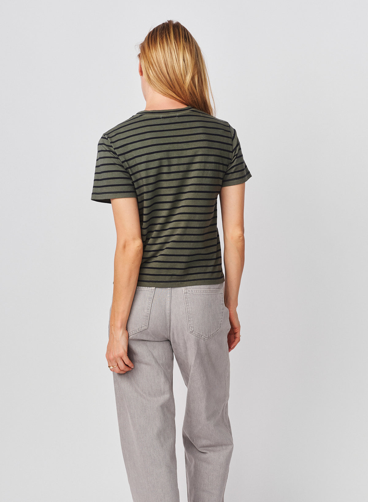 Sundry Short Sleeve Boxy Crew Tee in Signature Green