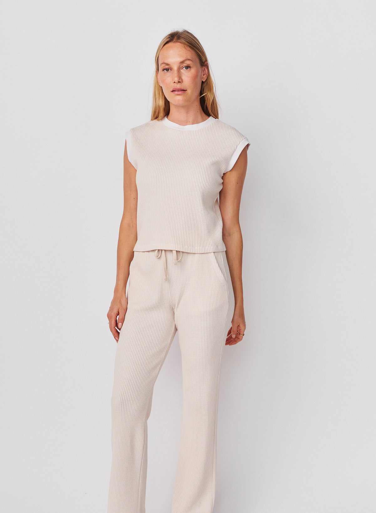 Sundry Cropped Muscle Tank in Oyster