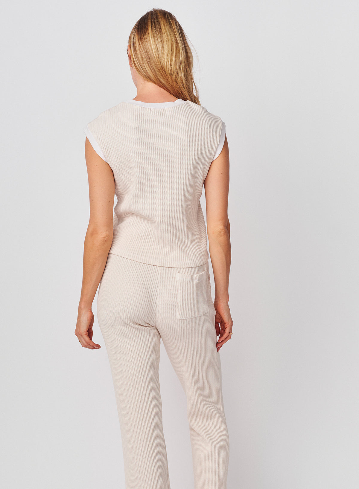 Sundry Cropped Muscle Tank in Oyster