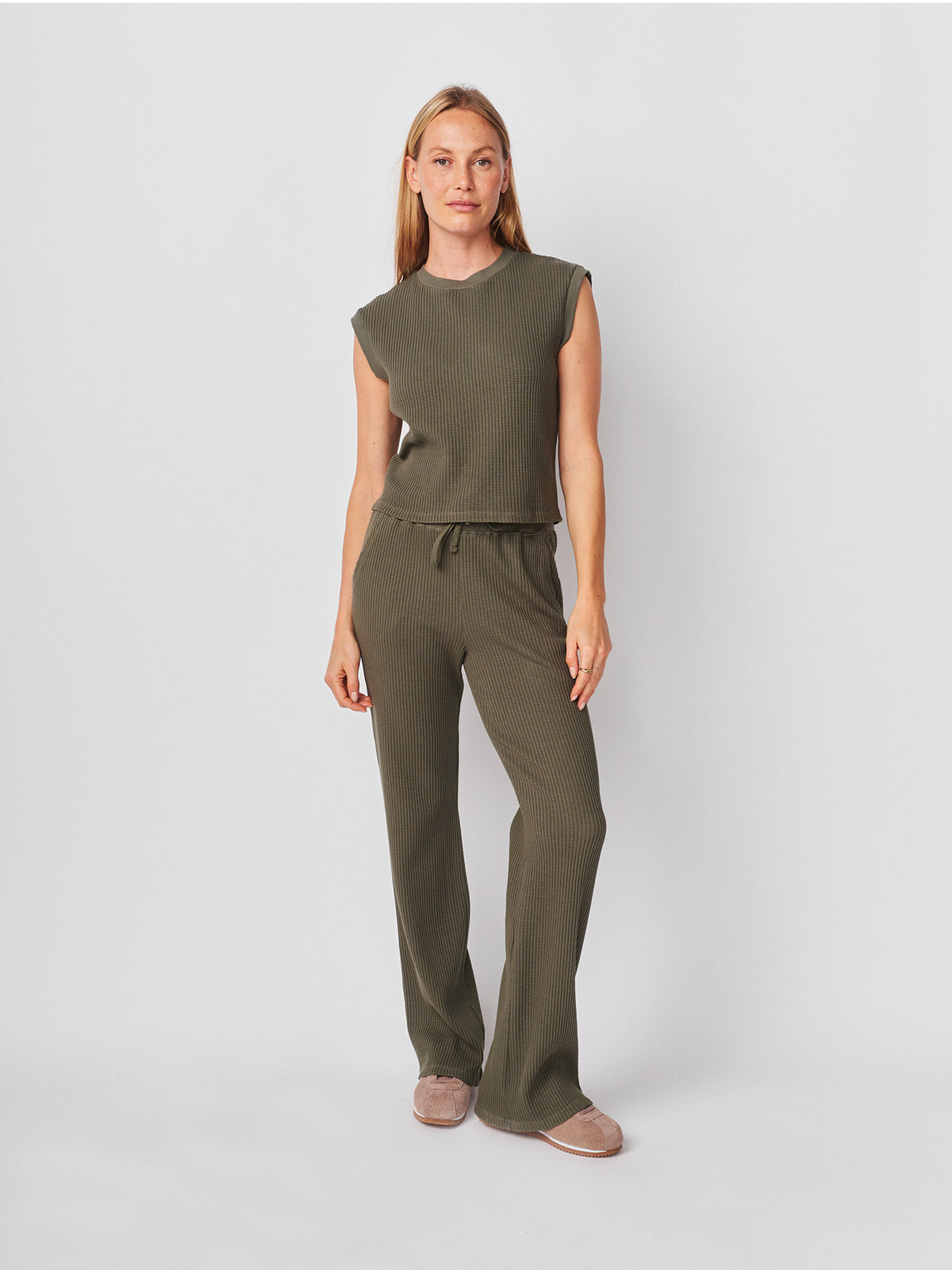 Sundry Lounge Pant in Signature Green