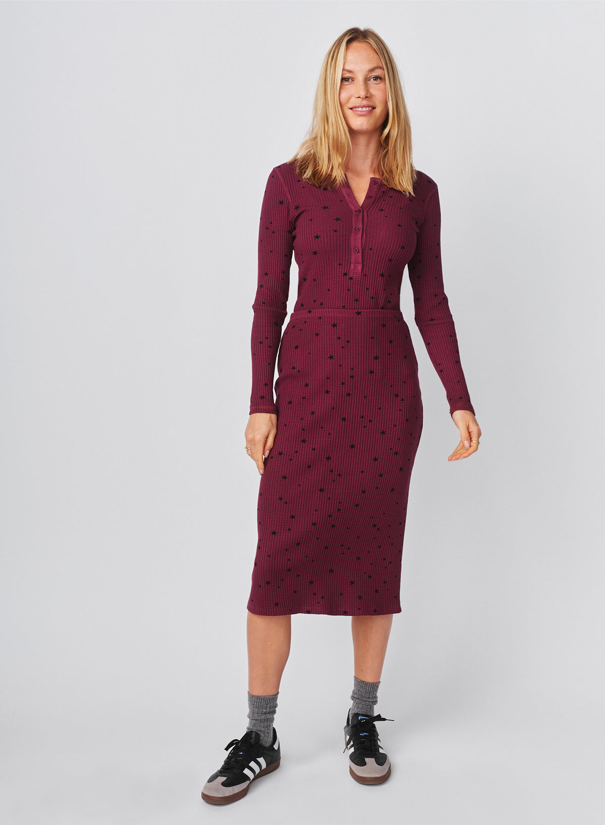 Sundry Stars Pencil Skirt in Mulled Wine