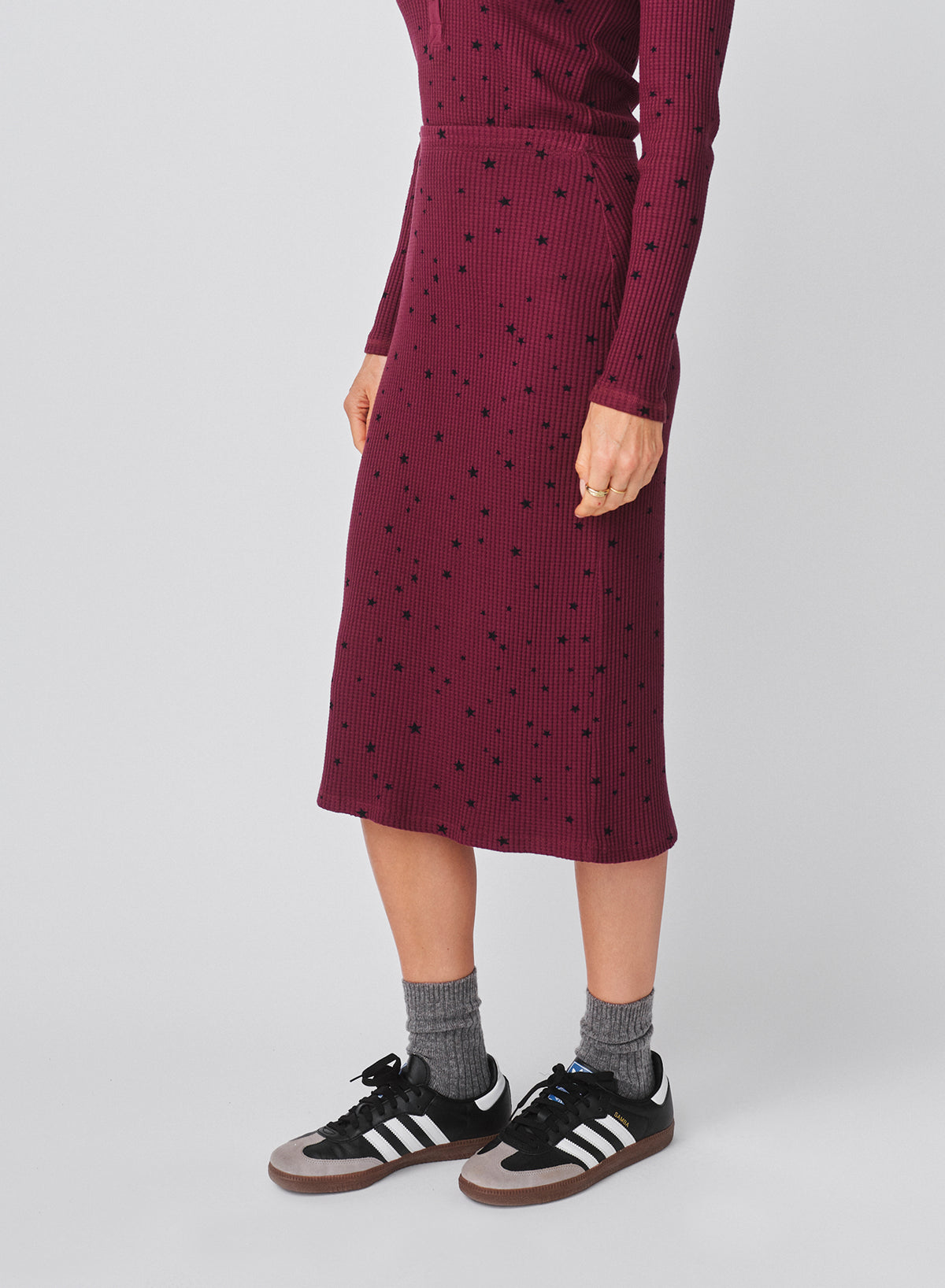 Sundry Stars Pencil Skirt in Mulled Wine