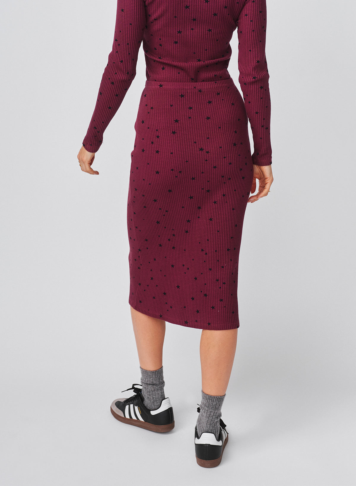 Sundry Stars Pencil Skirt in Mulled Wine