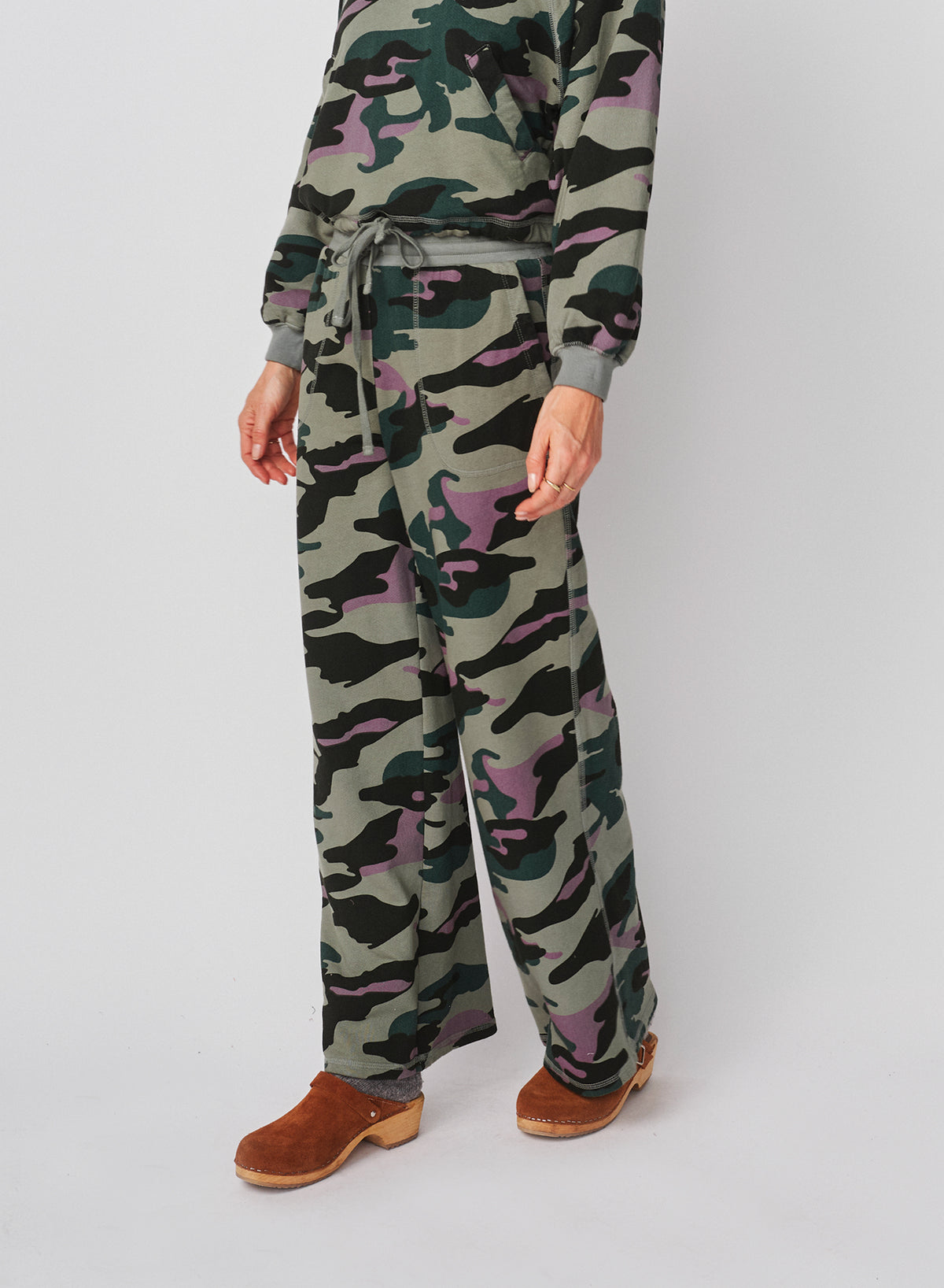 Sundry Lounge Pant in Signature Green