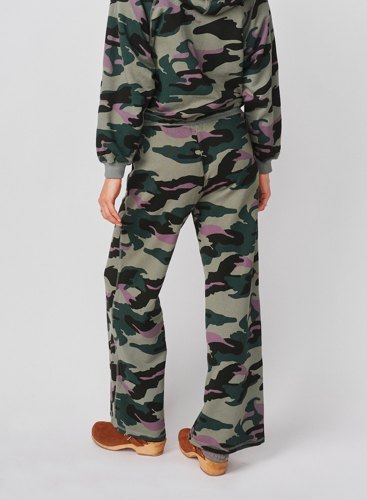Sundry Lounge Pant in Signature Green