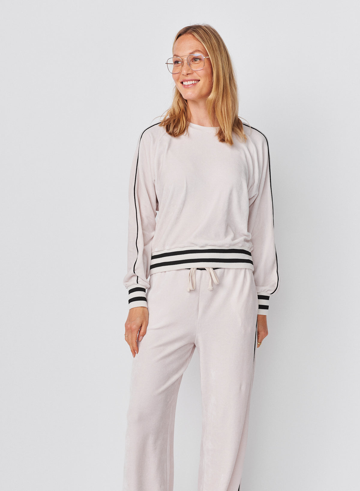 Sundry Raglan Sweatshirt in Oyster