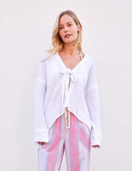 Sundry Tie Shirt in Optic White-3/4 front view