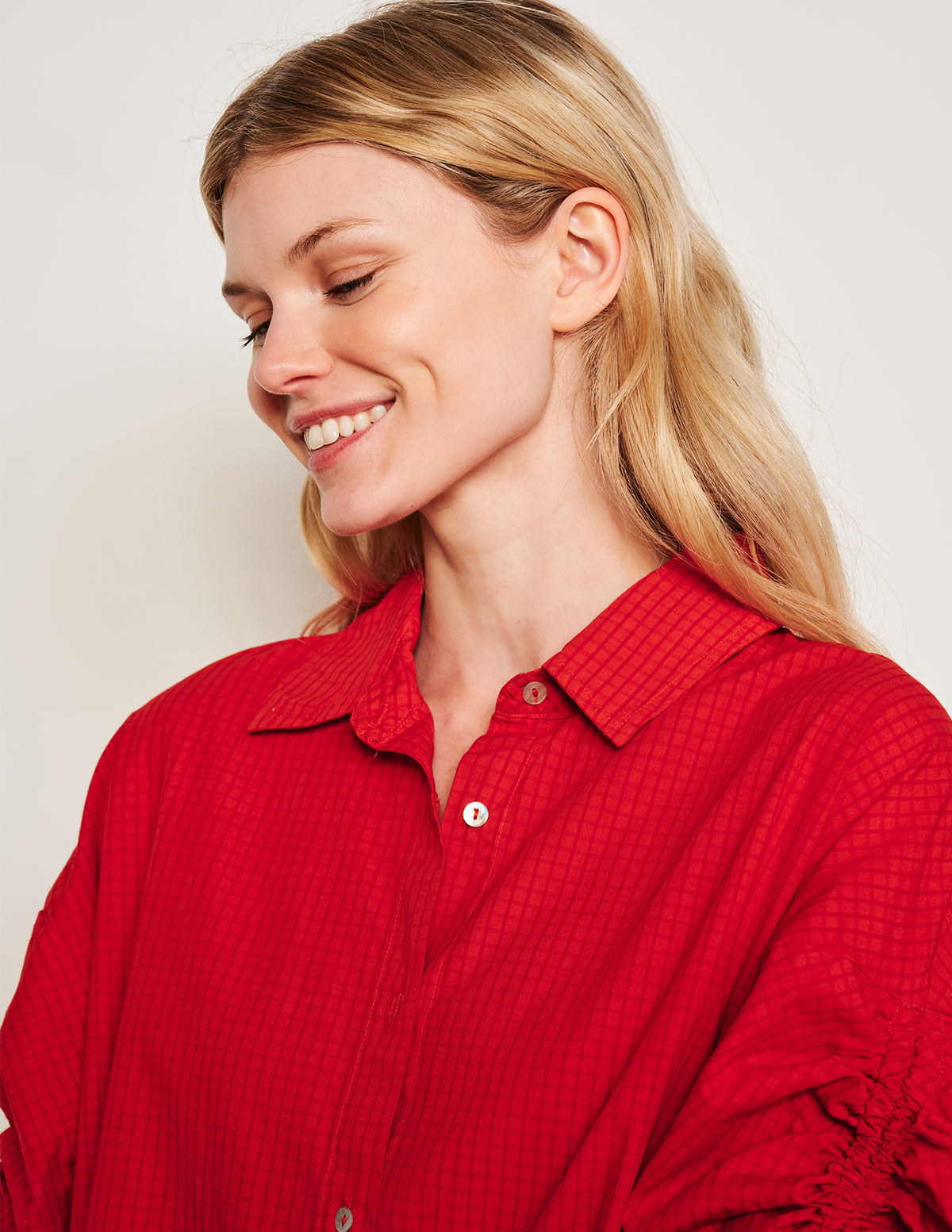  Sundry Beachside Check Short Shirt Dress in Burnt Red-close up of models face and the button up detail