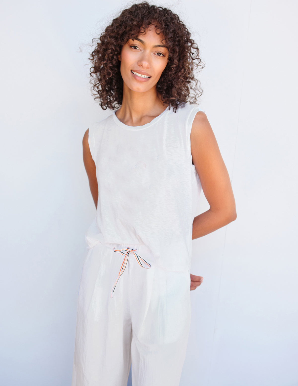 Sundry Muscle Tank in Cream