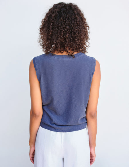 Sundry Muscle Tank in Pigment Navy-fornt
