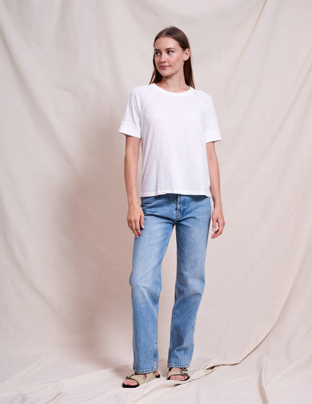 Sundry Boyfriend Tee in Optic White