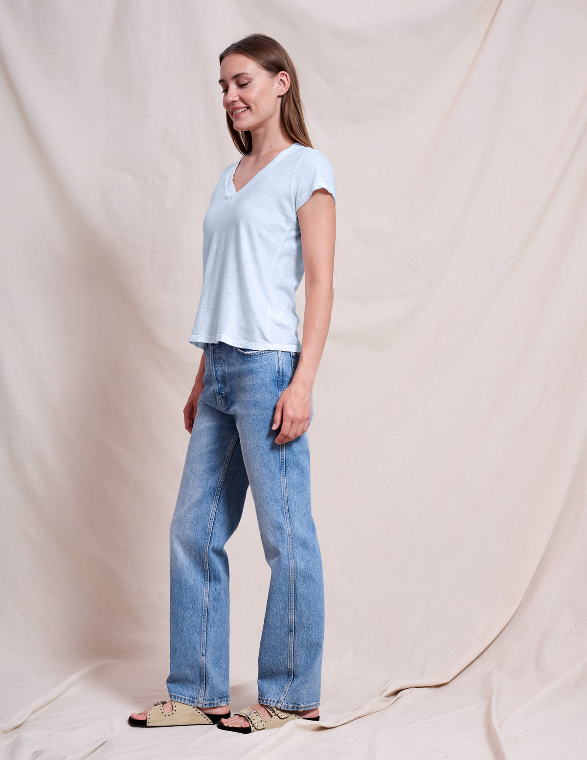 Sundry Deep V-Neck Tee in Chambray