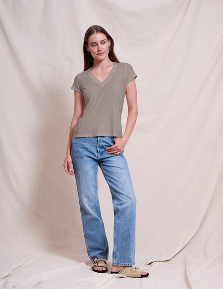 Sundry Deep V-Neck Tee in Fern