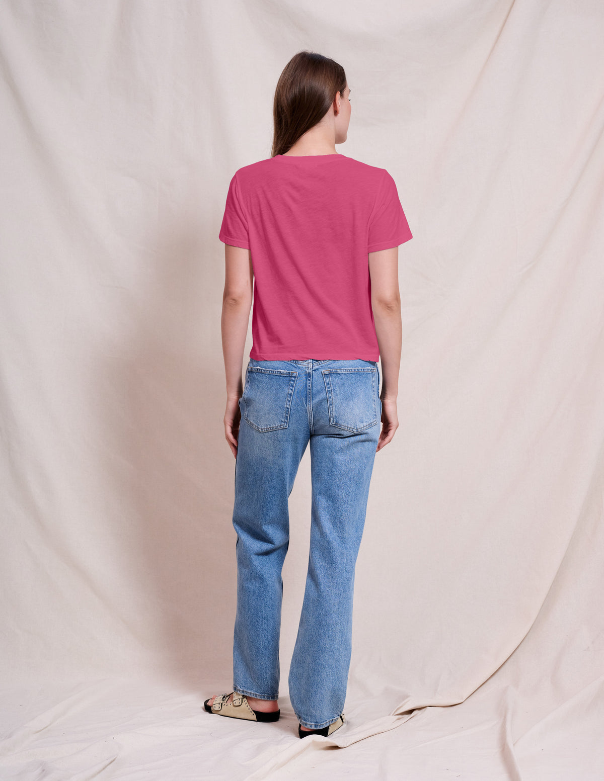 Sundry Crew Neck Tee in Cranberry