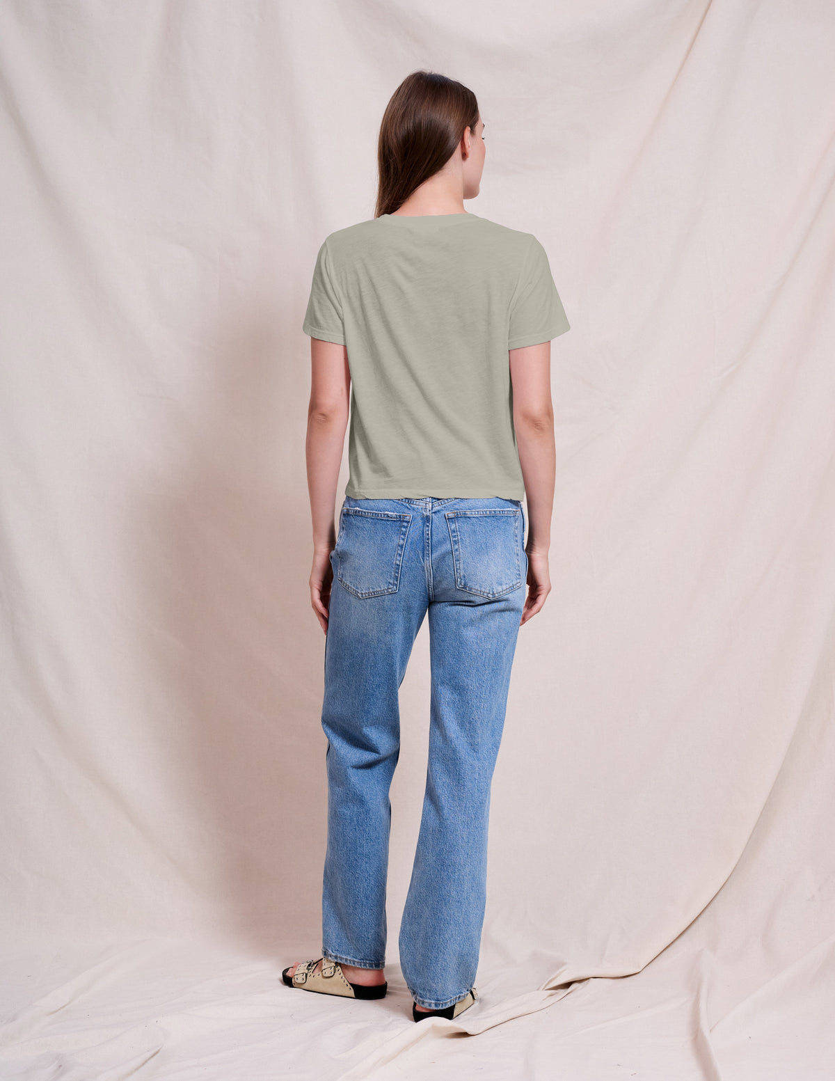 Sundry Crew Neck Tee in Olive Oil