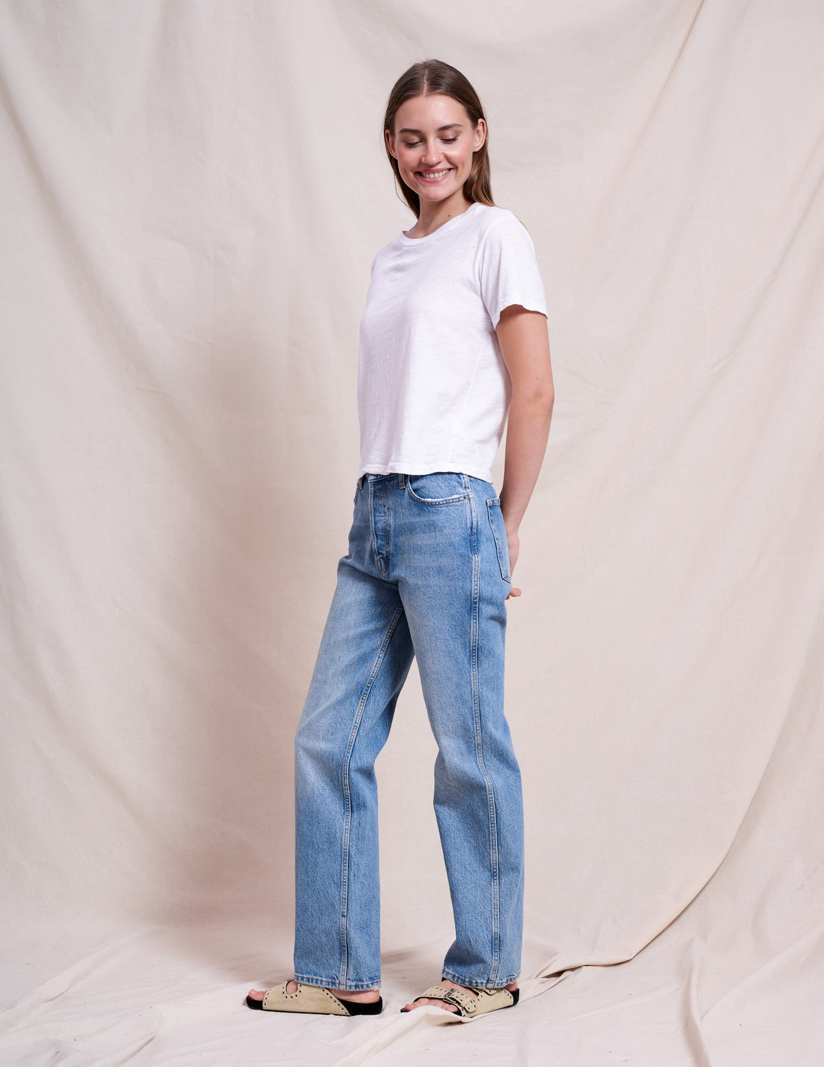 Sundry Crew Neck Tee in Optic White