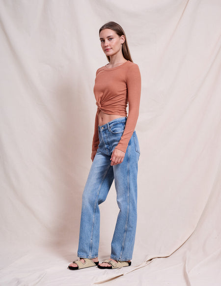 Sundry Front Twist Tee in Vintage Rust