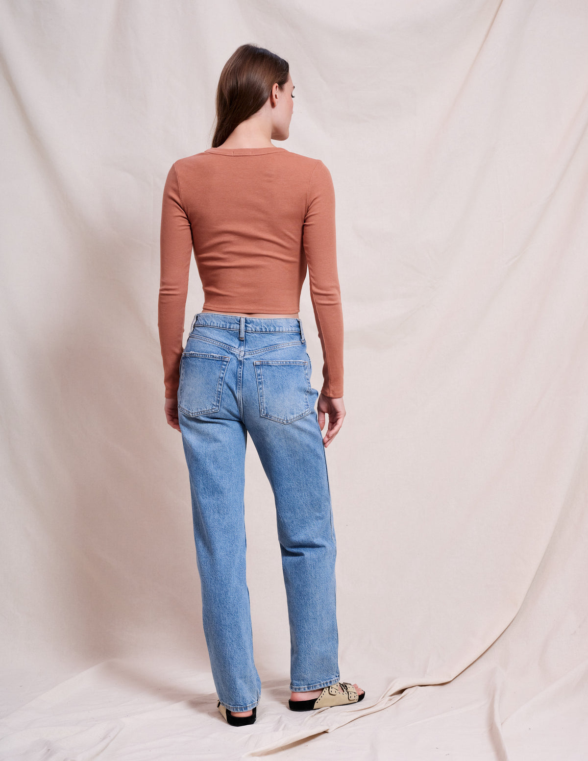 Sundry Front Twist Tee in Vintage Rust