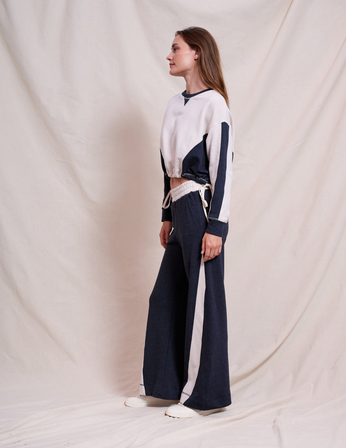 Sundry Color Blocked Pullover in Oyster