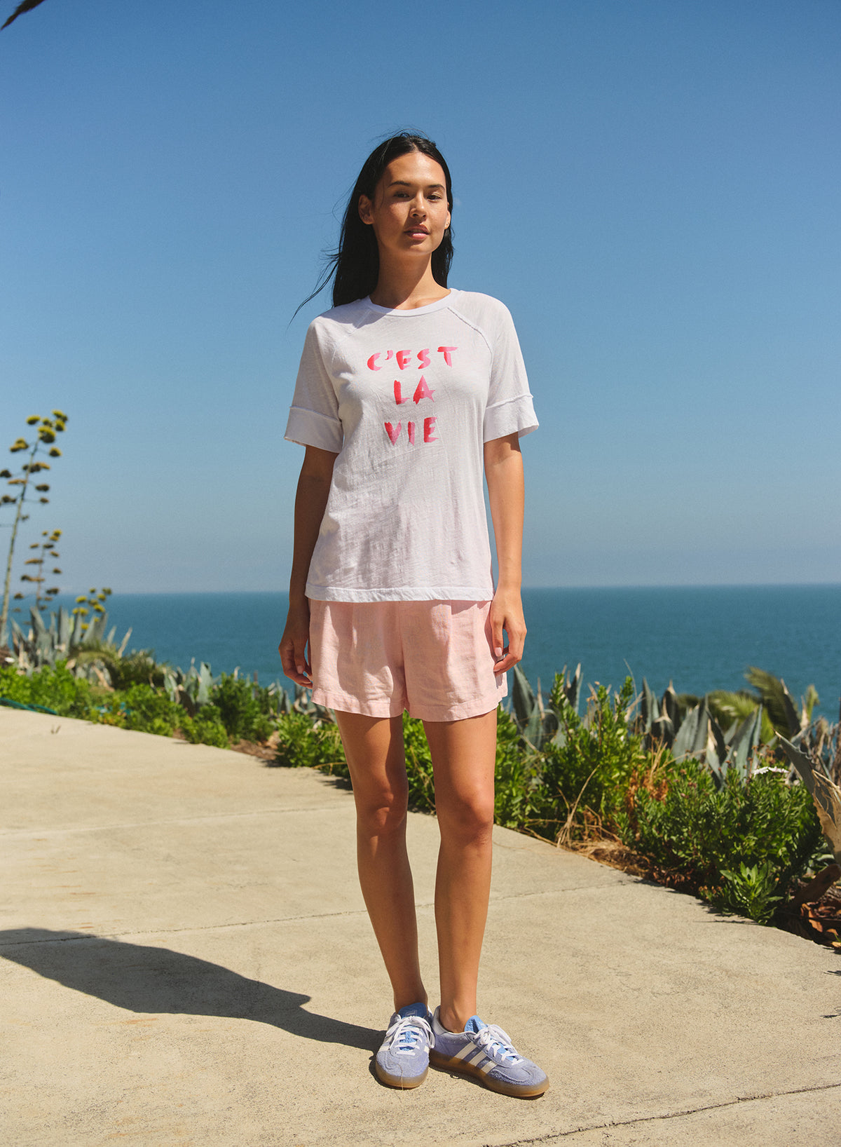 Sundry C'est La Vie Boyfriend Tee in Optic White