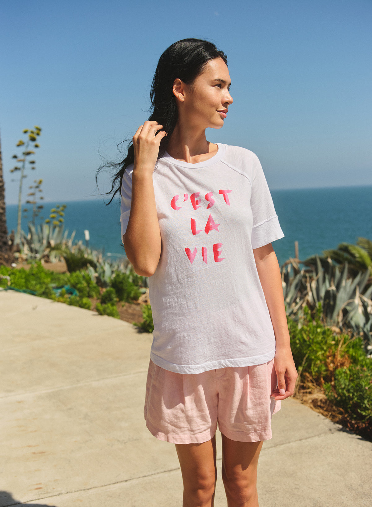 Sundry C'est La Vie Boyfriend Tee in Optic White