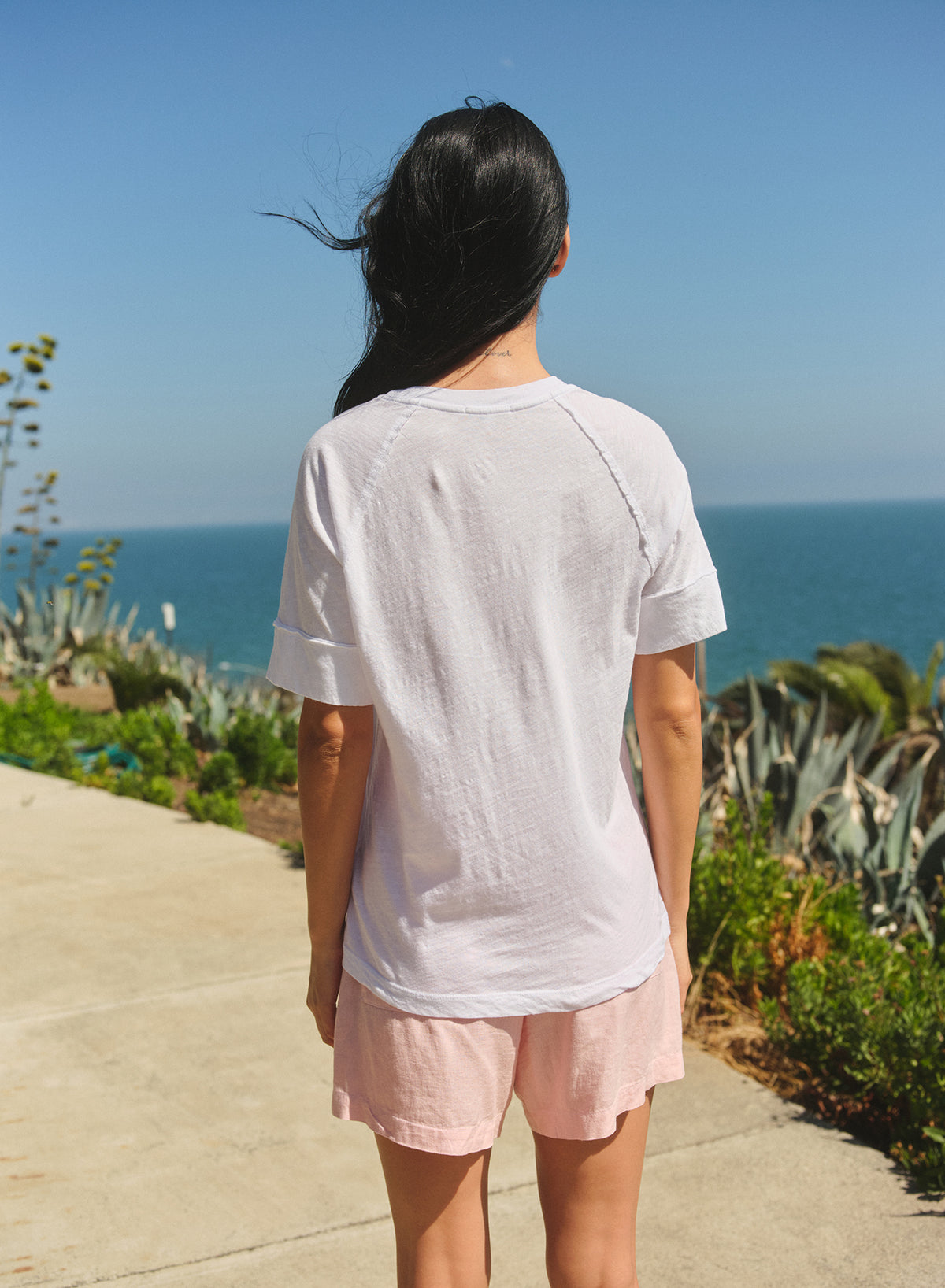 Sundry C'est La Vie Boyfriend Tee in Optic White
