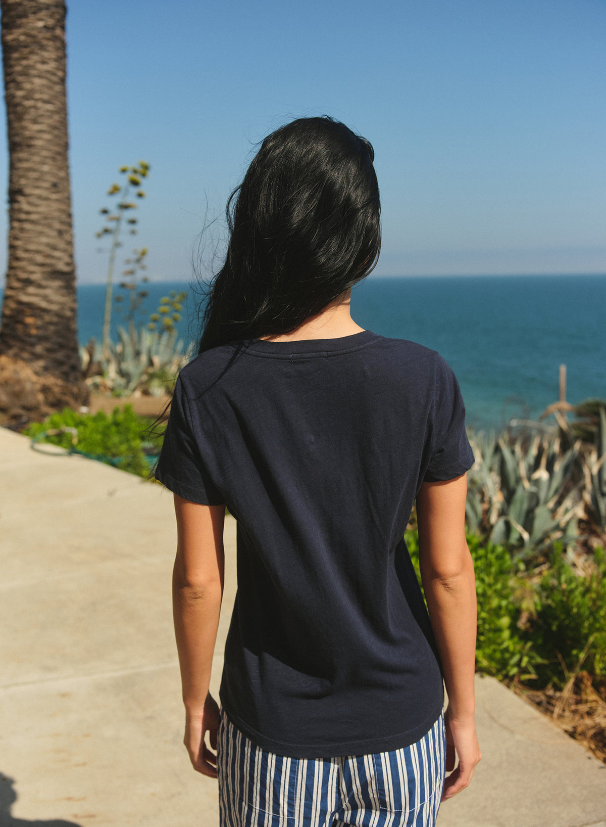 Sundry Deep V-Neck Tee in Deep Navy