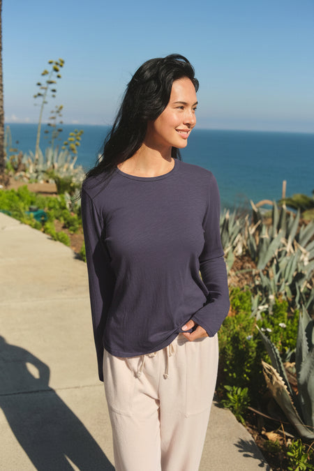 Sundry Long Sleeve Crew in Vintage Navy