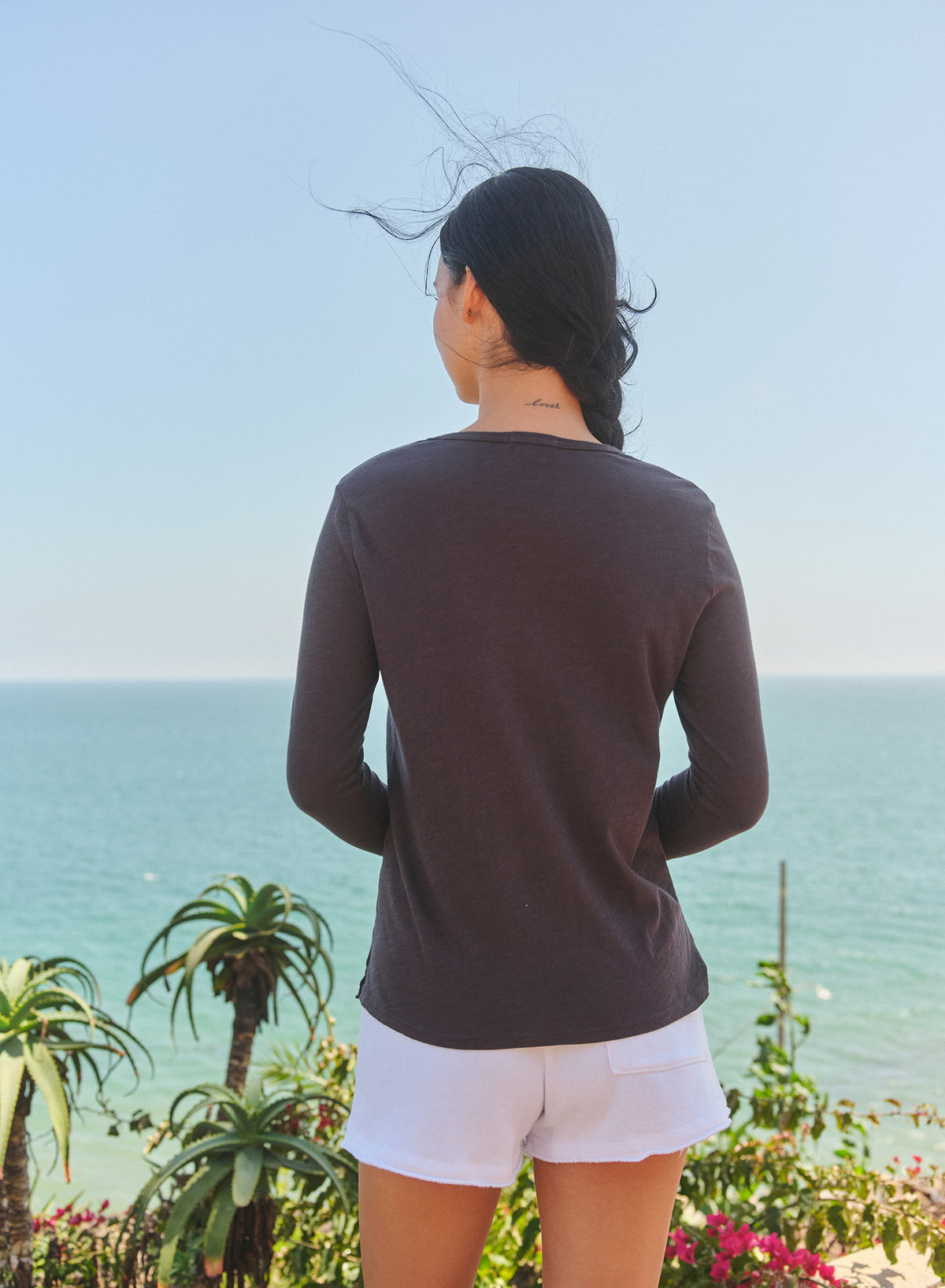 Sundry Long Sleeve Crew in Washed Black