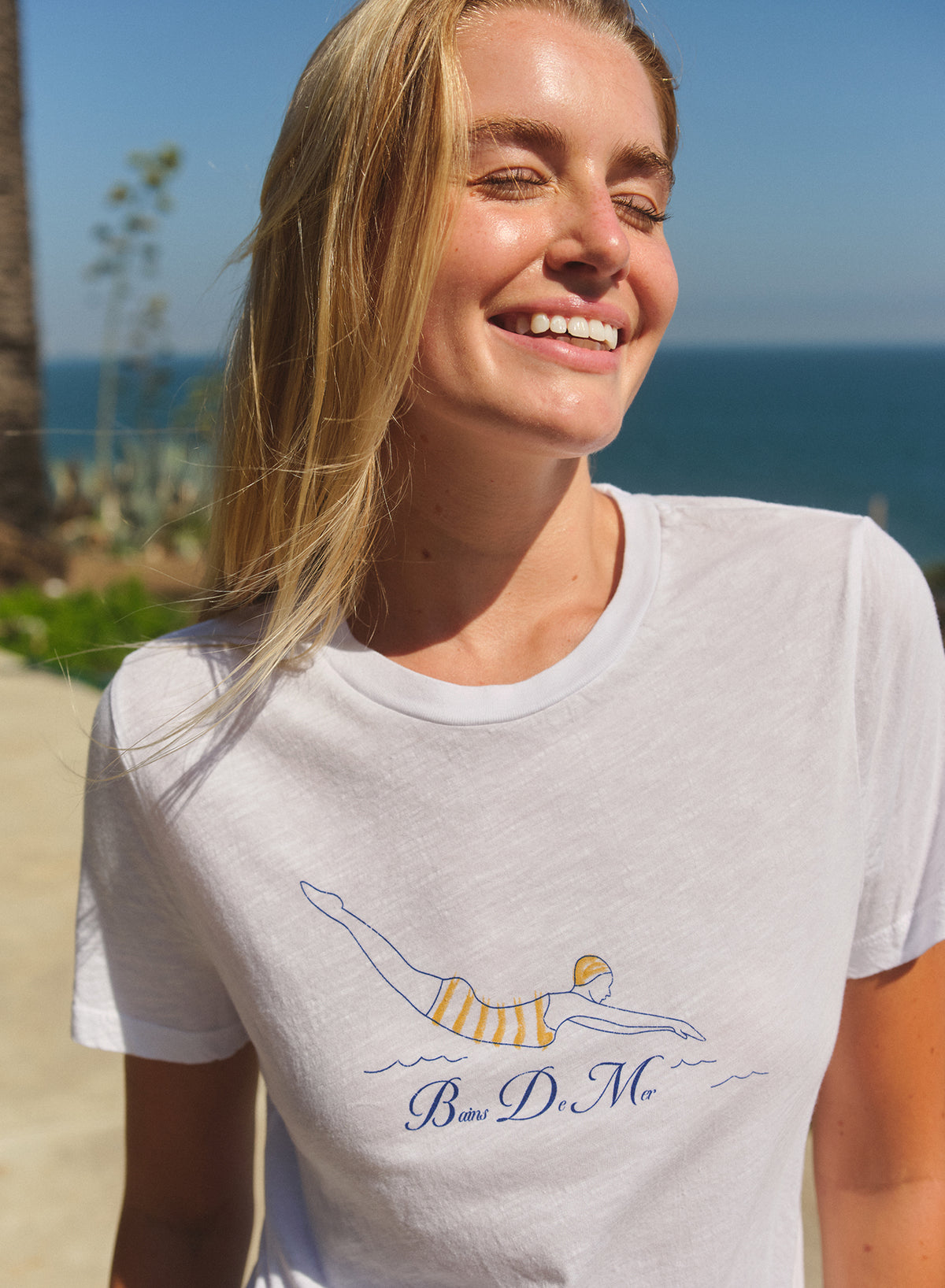 Sundry Bains De Mer Short Sleeve Boxy Crew Tee in Optic White