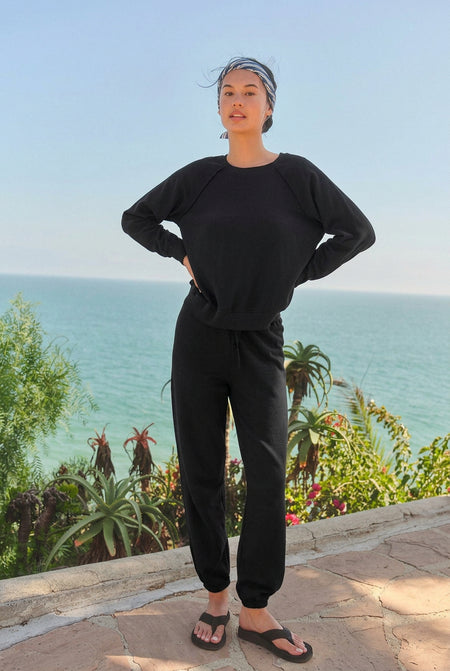 Sundry Raglan Sweatshirt in Black