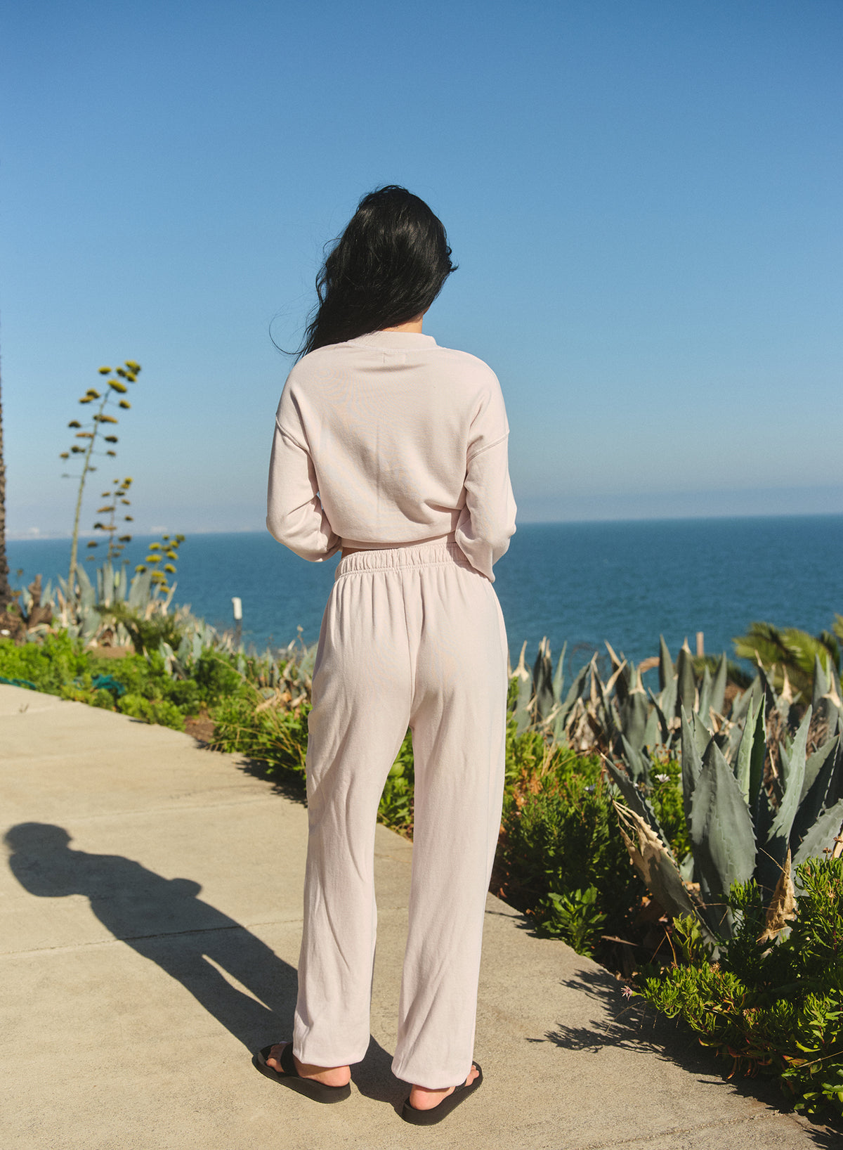 Sundry Straight Leg Track Pant in Oyster