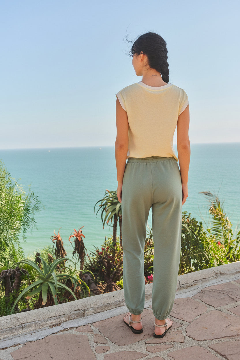Sundry Basic Sweatpant in Loden