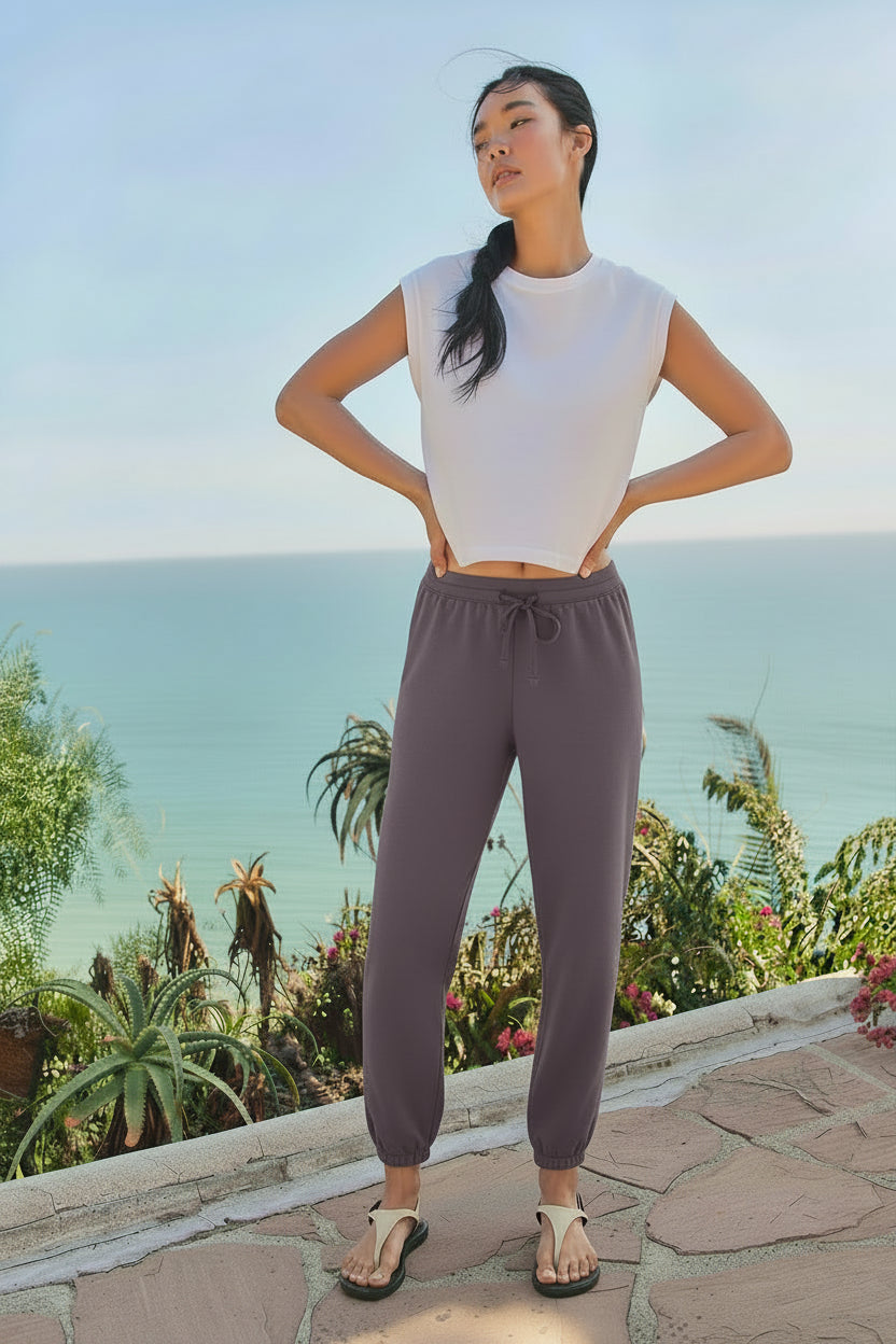 Sundry Basic Sweatpant in Vintage Navy