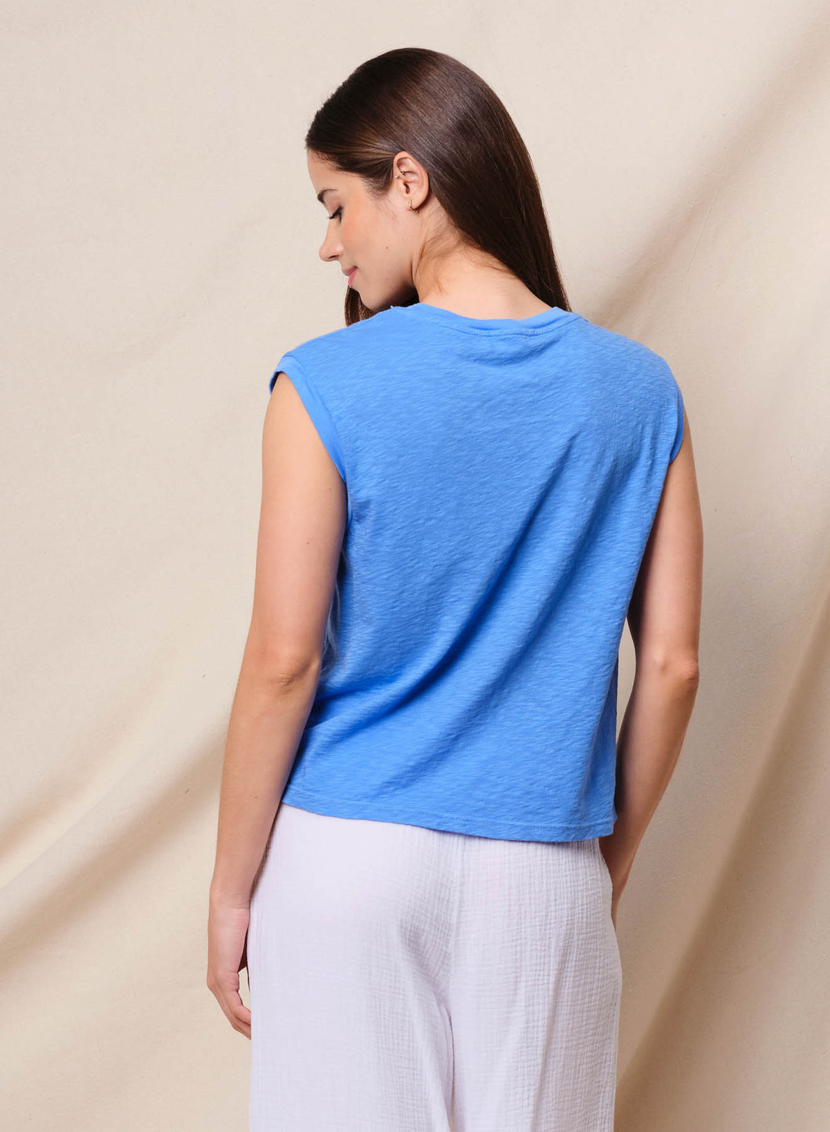 Sundry Je T&#39;aime Cropped Muscle Tee in Lagoon Blue