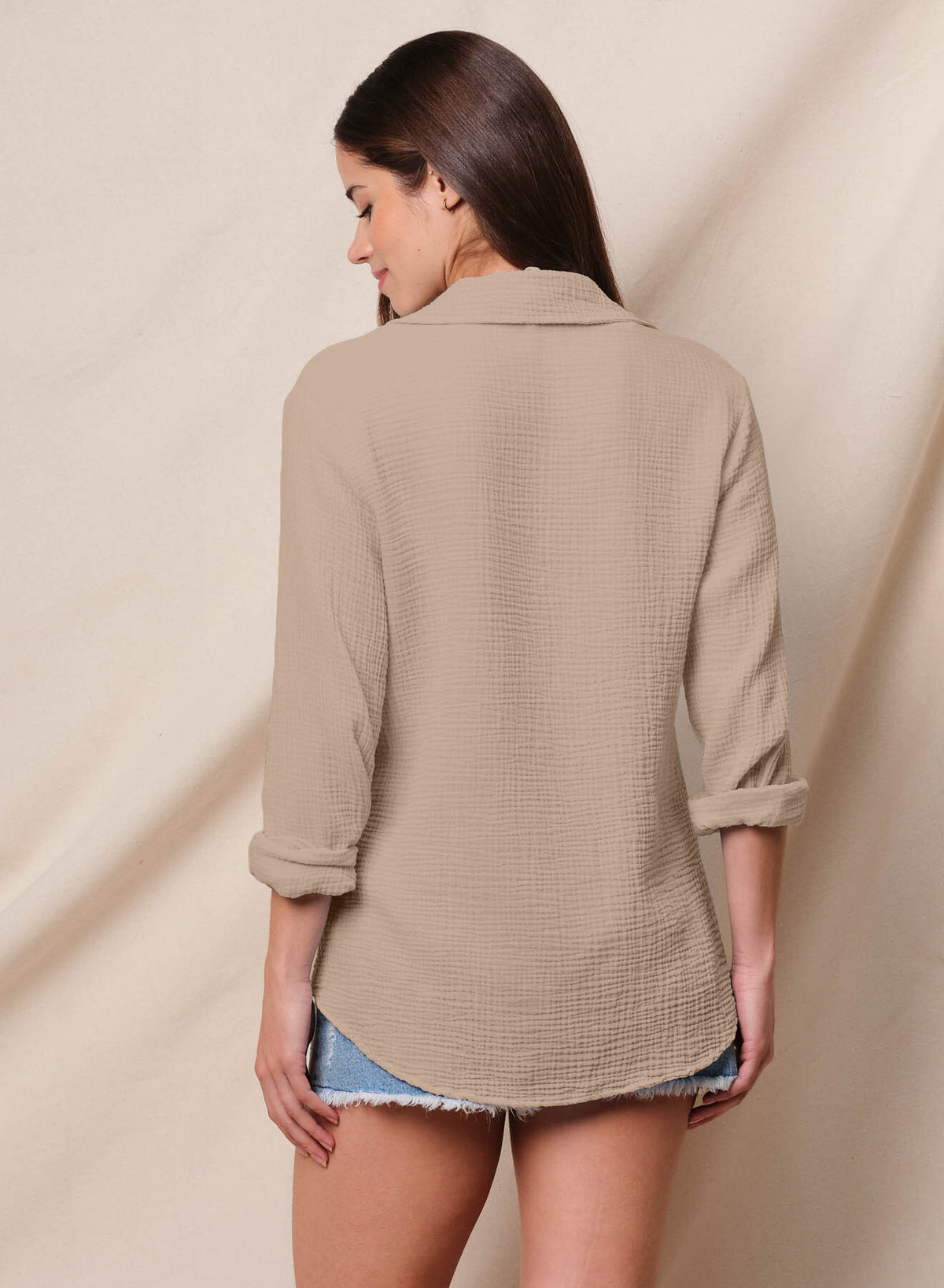 Sundry Classic Shirt in Taupe