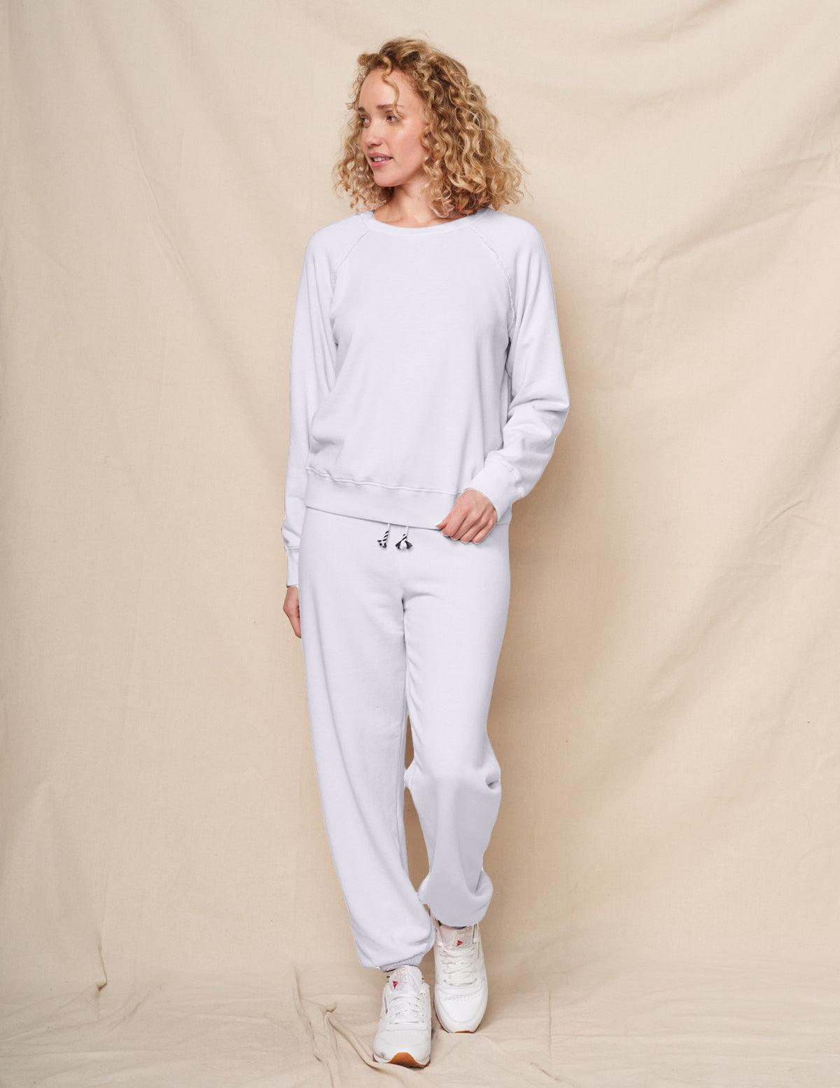 Sundry Raglan Sweatshirt &amp; Basic Sweatpant in Optic White