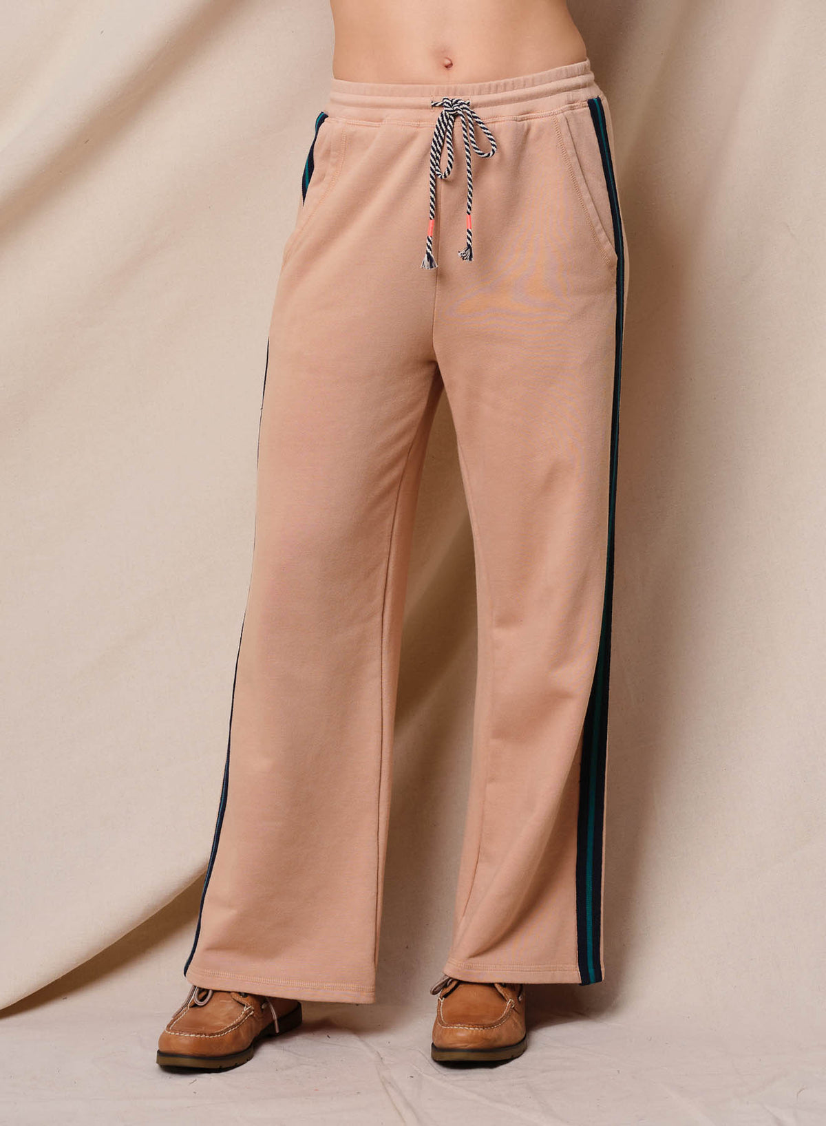 Sundry Lounge Pant in Almond