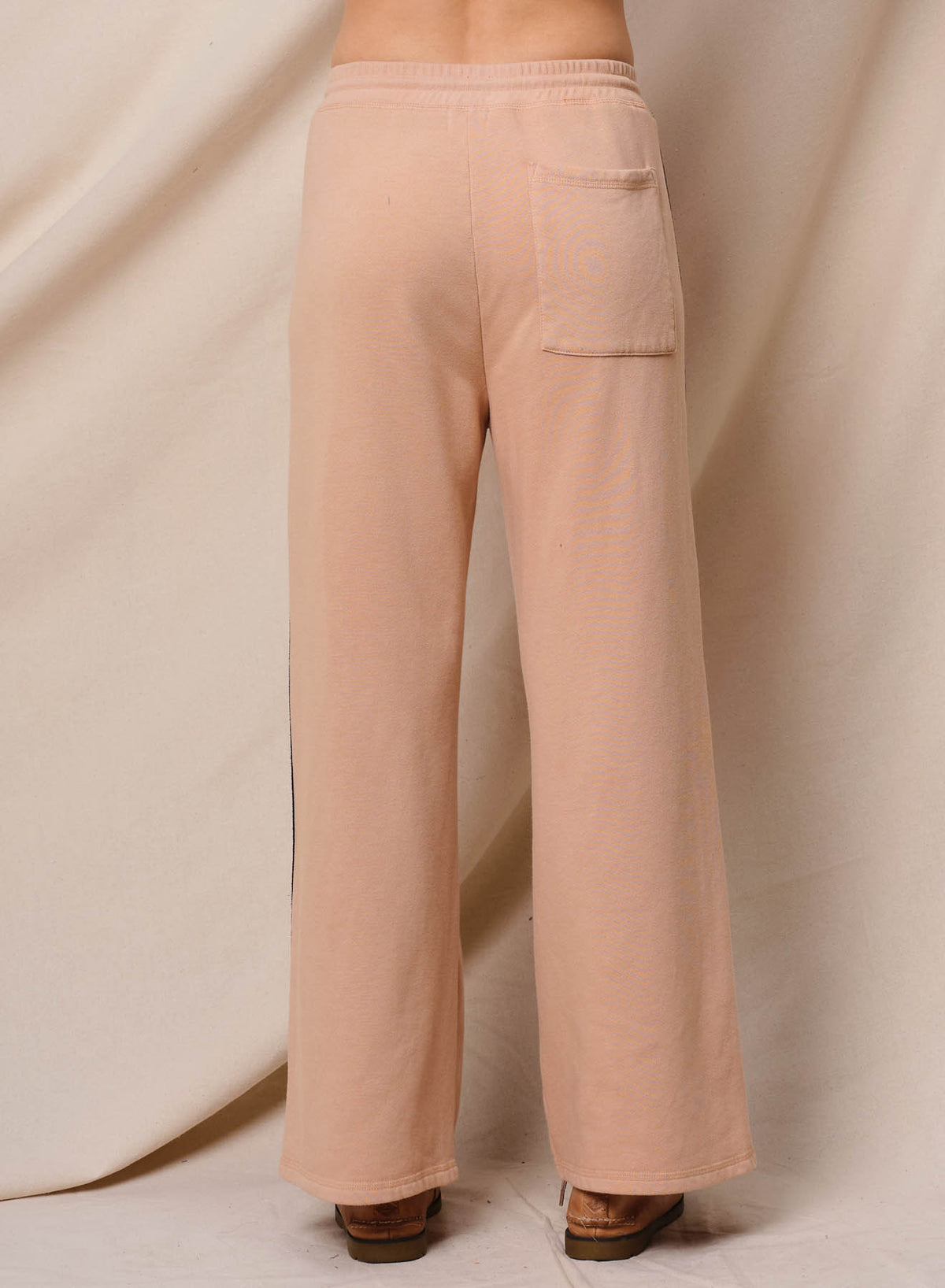 Sundry Lounge Pant in Almond